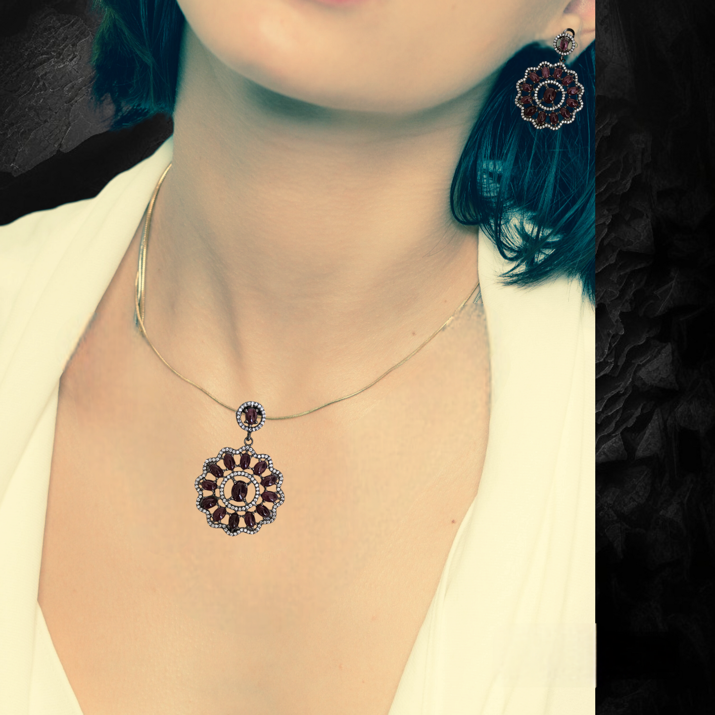 'KAAVYA' Statement Pendant Set