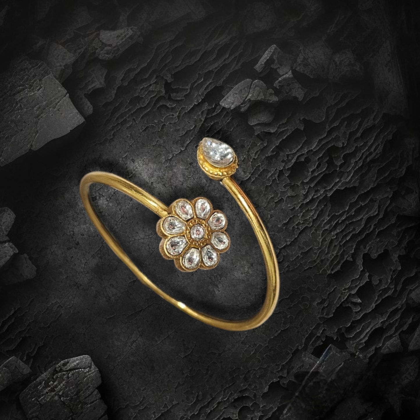 'PALOMA' Openable Bangle