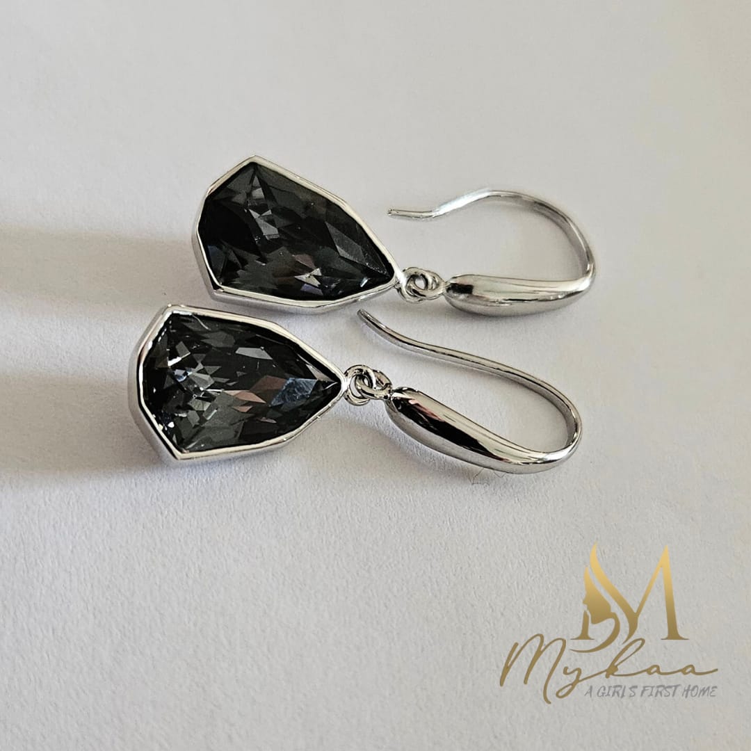 "IRIS" Grey stone danglers