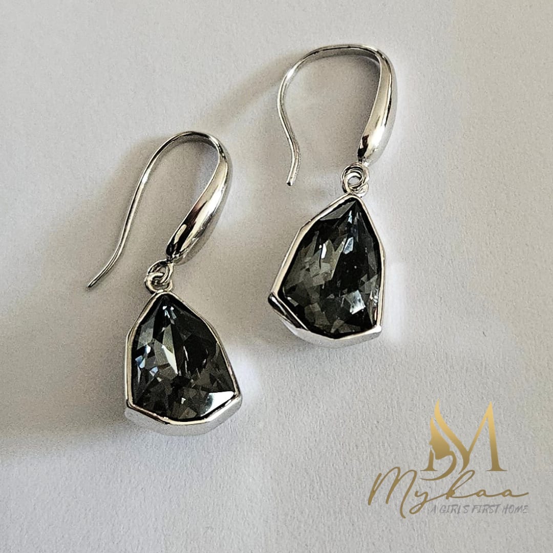 "IRIS" Grey stone danglers