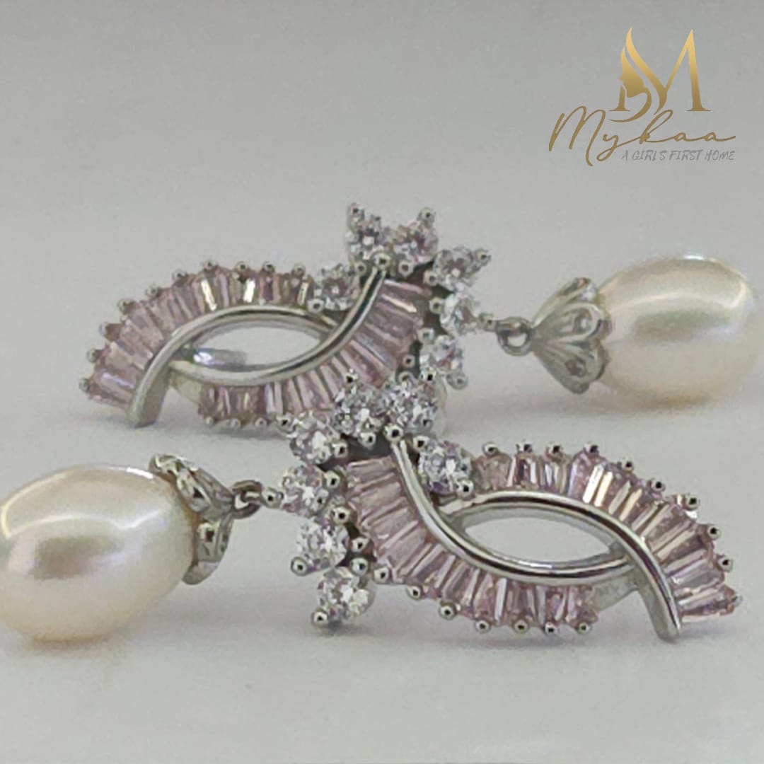 "SUHANA" Pearl Drop Earrings