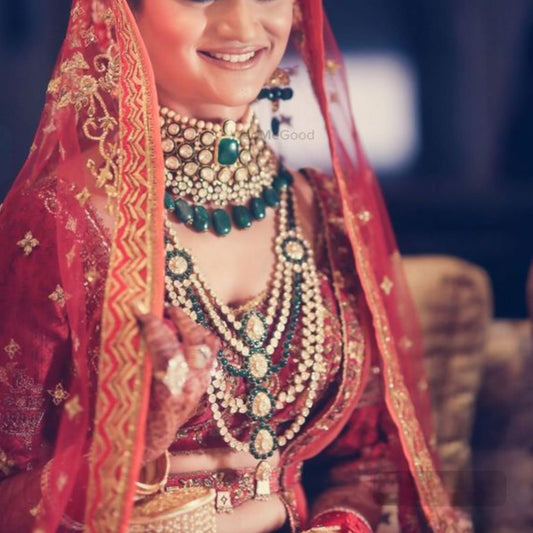 How to Style Jewellery with Red Indian Wear