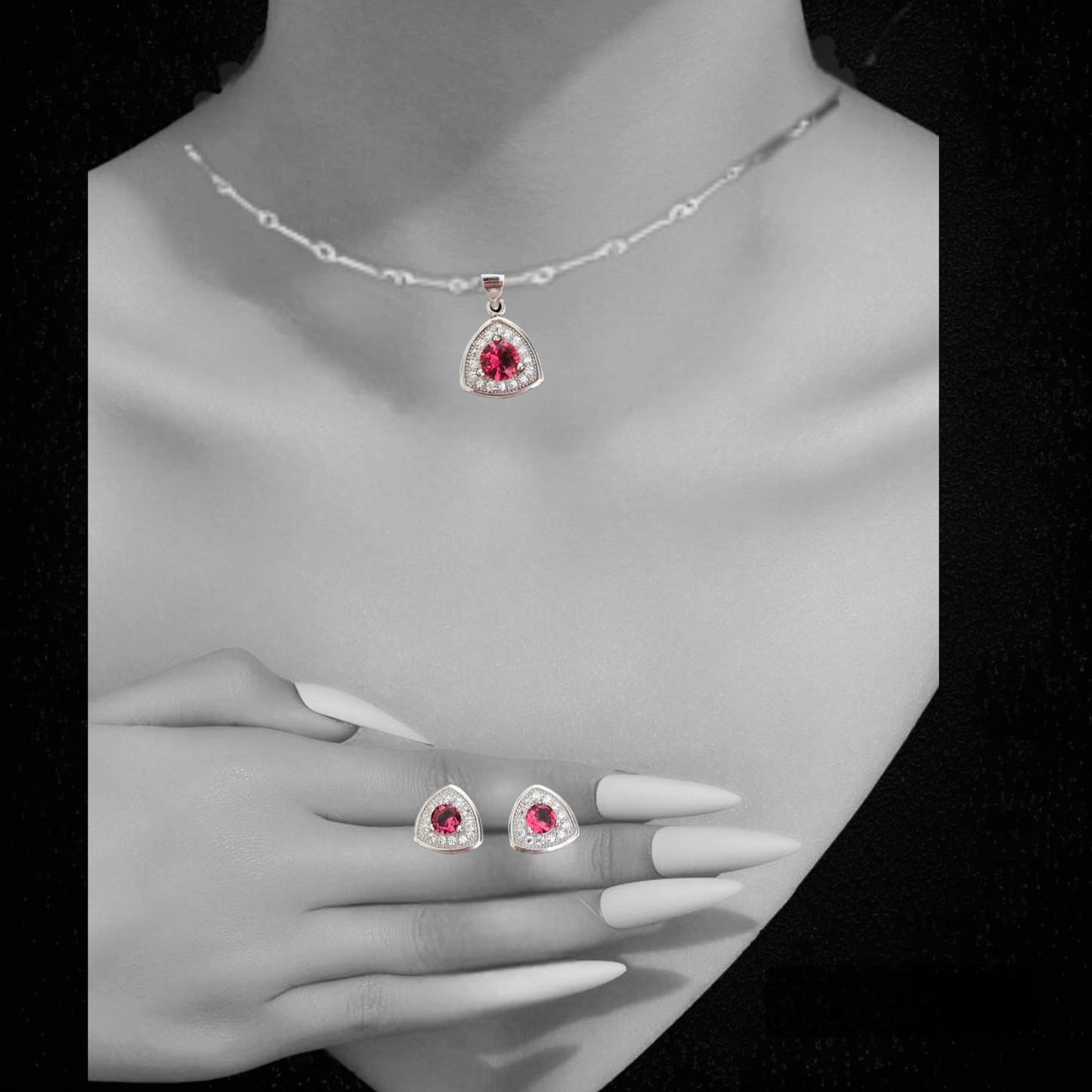 'BELLA' Pendant Set