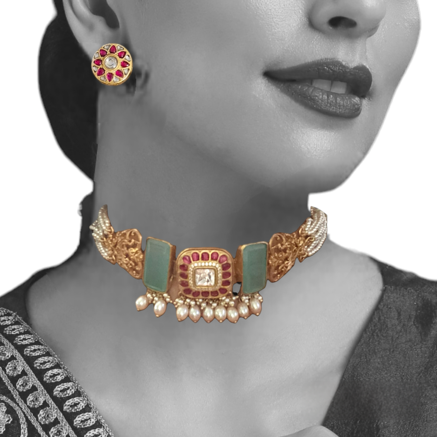 'MAANYA' Choker