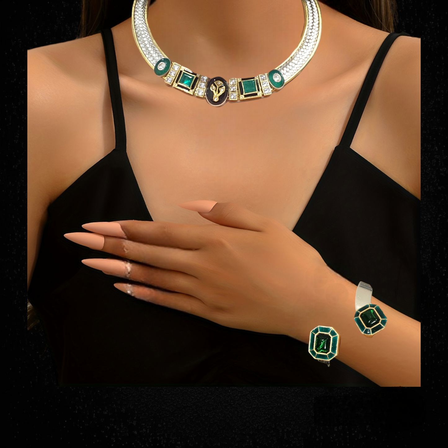 'NIA' Bangle