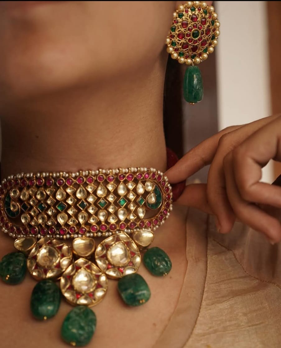 'ZAREEN' Emerald Kundan Choker Set