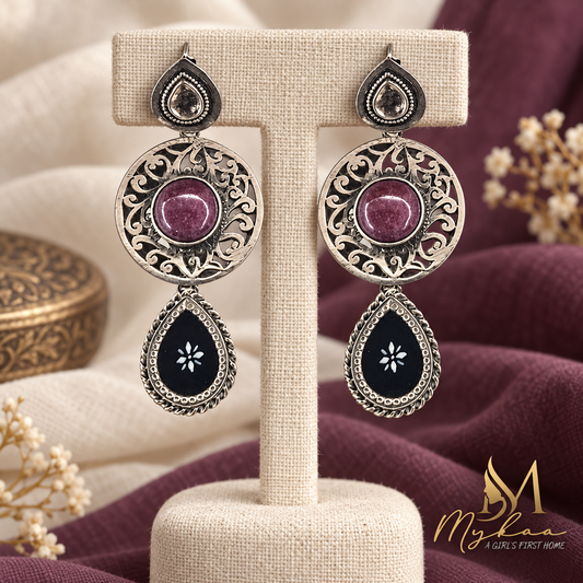 "SAACHI" Purple & Black Danglers