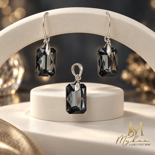 "LYRA" Grey Stone Pendant Set