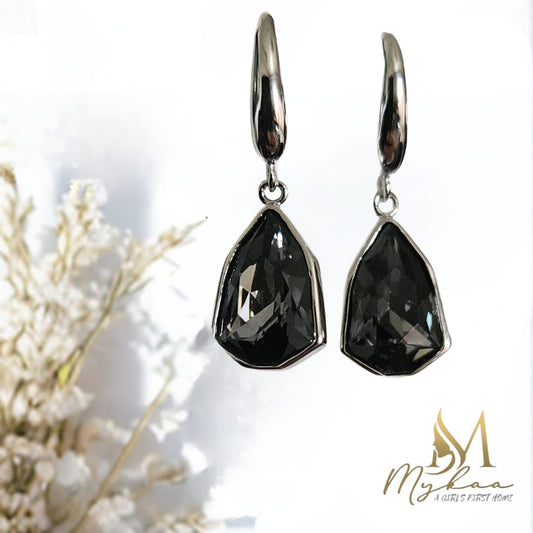 "IRIS" Grey stone danglers