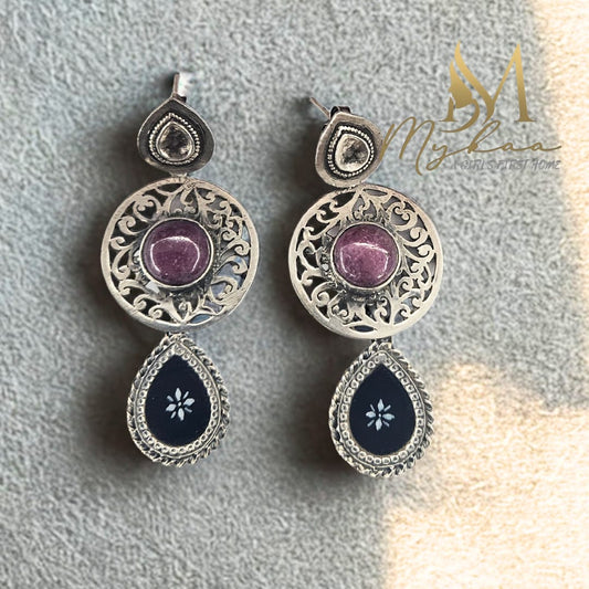 "SAACHI" Purple & Black Danglers